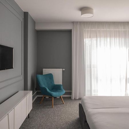 City Inn Lviv Smart Hotel Vynnyky Exteriör bild