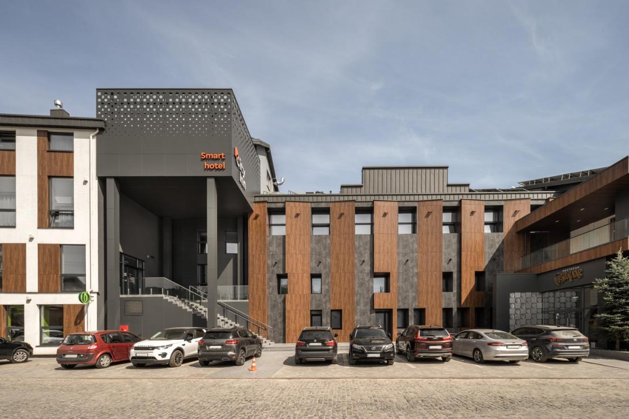 City Inn Lviv Smart Hotel Vynnyky Exteriör bild