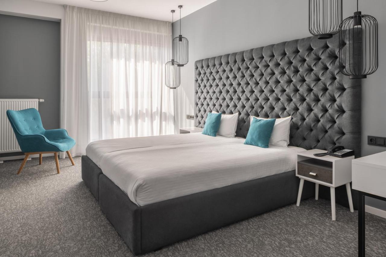 City Inn Lviv Smart Hotel Vynnyky Exteriör bild