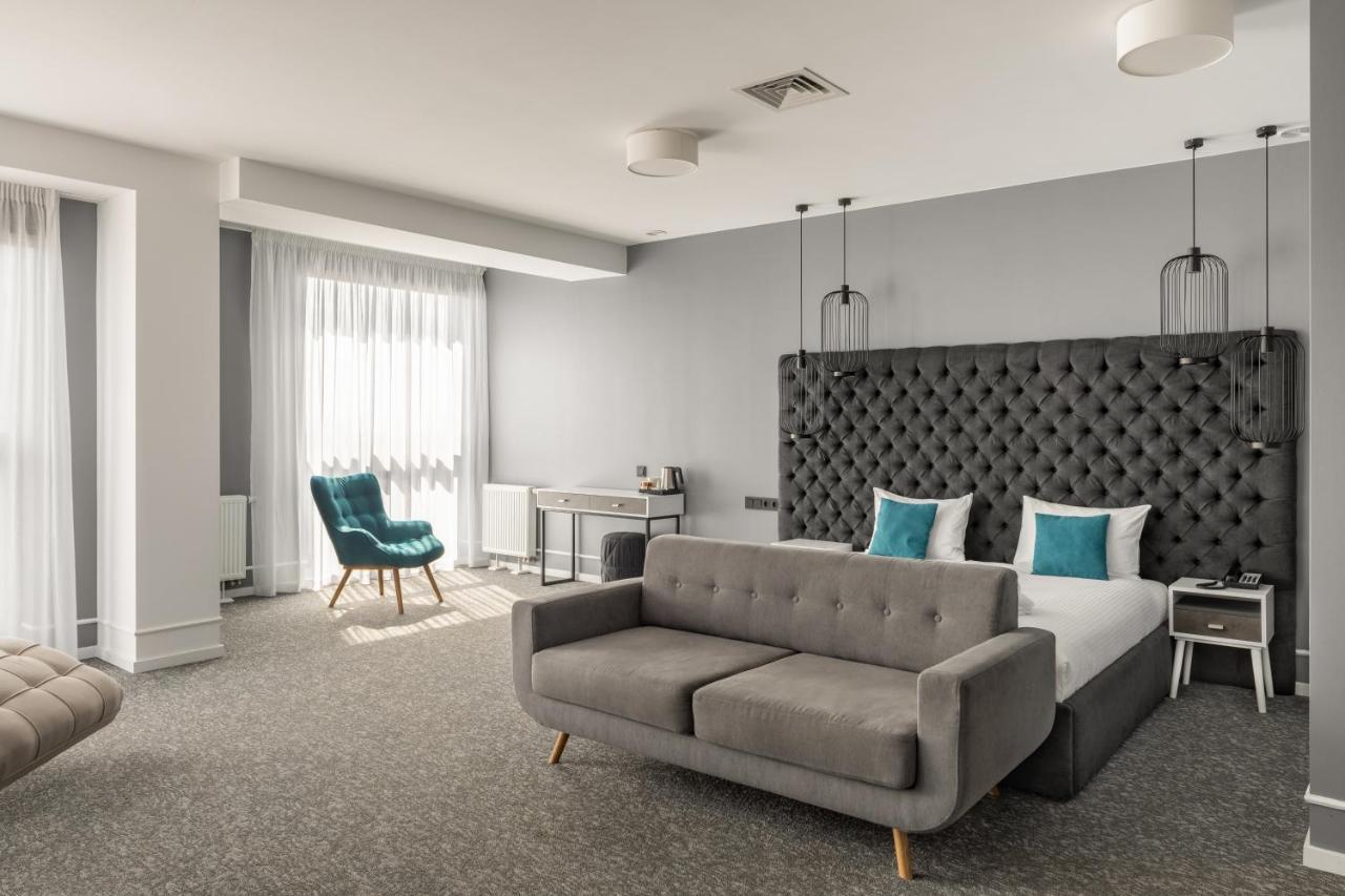 City Inn Lviv Smart Hotel Vynnyky Exteriör bild
